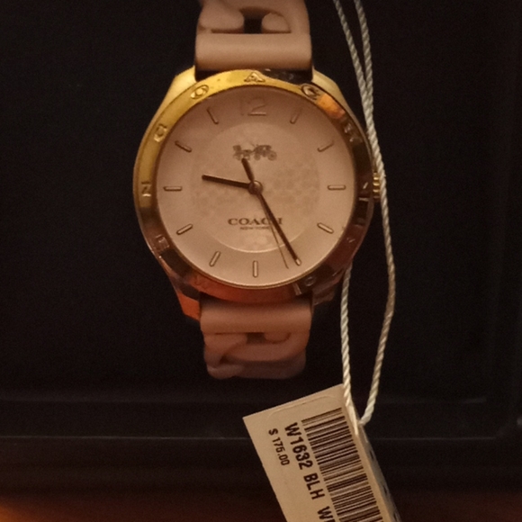 Pink Coach Watch - Picture 2 of 10
